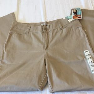 Lee | Relax Fit Straight Leg Size 16M